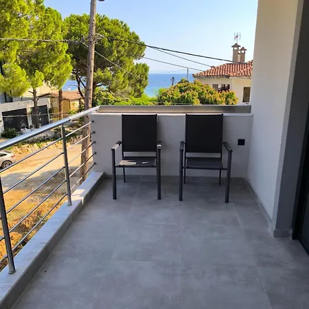 Garden And Sea Nikiti (Sithonia)